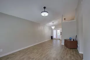 1015 E Yager Ln, Austin, TX 78753 - Photo 8