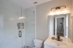 1015 E Yager Ln, Austin, TX 78753 - Photo 14