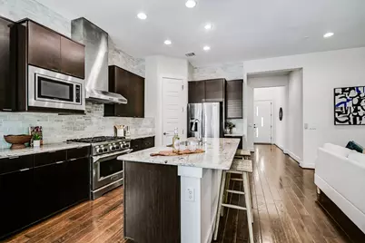 2807 Del Curto Road #J, Austin, TX 78704 - Photo 8