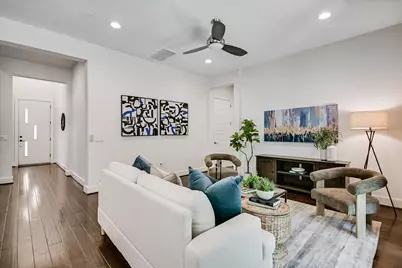 2807 Del Curto Road #J, Austin, TX 78704 - Photo 4