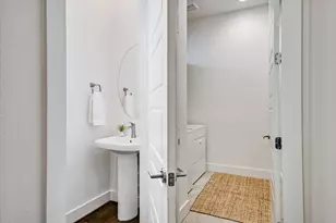 2807 Del Curto Rd, Austin, TX 78704 - Photo 10