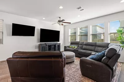 9107 Moonstone Drive, Austin, TX 78729 - Photo 12