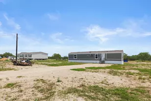 305 Blue Quail St, Dale, TX 78616 - Photo 6