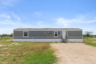 305 Blue Quail St, Dale, TX 78616 - Photo 2