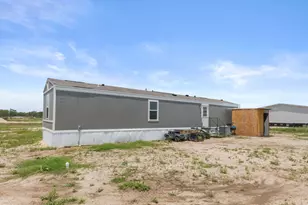 305 Blue Quail St, Dale, TX 78616 - Photo 28