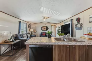 305 Blue Quail St, Dale, TX 78616 - Photo 16