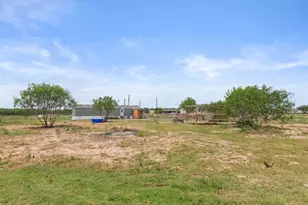 305 Blue Quail St, Dale, TX 78616 - Photo 34
