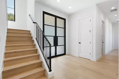 2301 Westworth Circle, Austin, TX 78704 - Photo 6