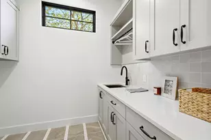 2301 Westworth Cir, Austin, TX 78704 - Photo 18