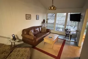 7506 Downridge Dr, Austin, TX 78731 - Photo 8