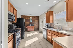 5709 Zachary Scott St, Austin, TX 78747 - Photo 8