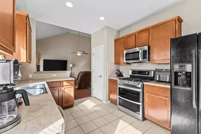 5709 Zachary Scott Street, Austin, TX 78747 - Photo 10