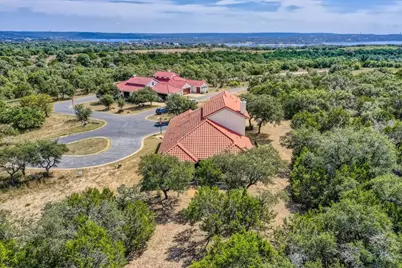 19129 Camelot Woods Cove, Lago Vista, TX 78645 - Photo 34