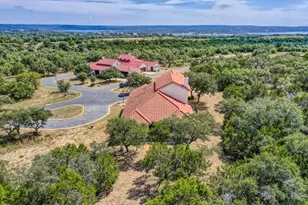 19129 Camelot Woods Cove, Lago Vista, TX 78645 - Photo 34