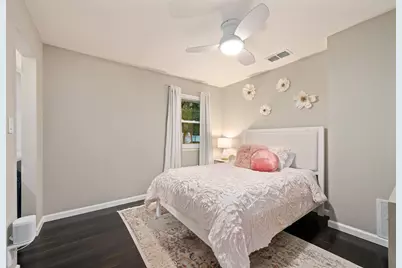 1813 Crooked Lane, Austin, TX 78741 - Photo 18