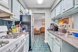 205 Liverpool Dr, Austin, TX 78745 - Photo 14