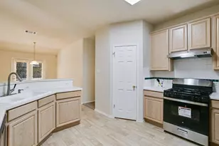 3105 Raging River Dr 3105 Raging River Dr Dr, Austin, TX 78728 - Photo 10