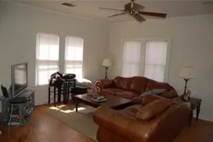 1903 David St, Austin, TX 78705 - Photo 2