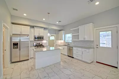 7600 Carver Avenue #B, Austin, TX 78752 - Photo 10