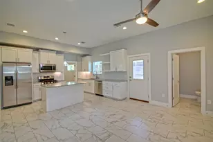 7600 Carver Ave, Austin, TX 78752 - Photo 6