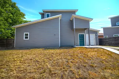 7600 Carver Avenue #B, Austin, TX 78752 - Photo 2