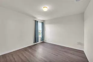 5017 Cressler Ln, Jarrell, TX 76537 - Photo 14