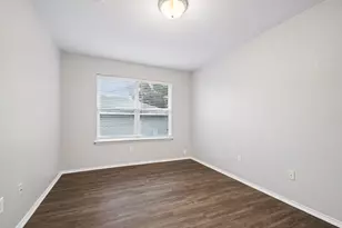 205 Cavalry Trail, Elgin, TX 78621 - Photo 24