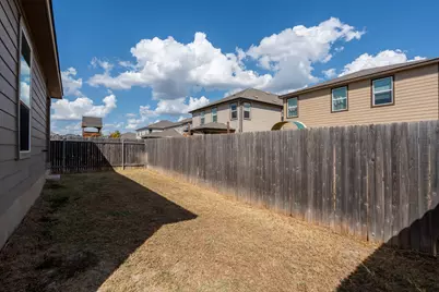 6317 Carriage Pines Drive, Del Valle, TX 78617 - Photo 22