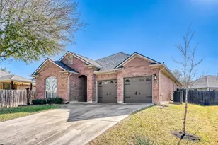 11517 Flushwing Dr, Austin, TX 78754 - Photo 2