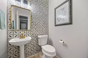 8610 Axis Dr, Austin, TX 78749 - Photo 16
