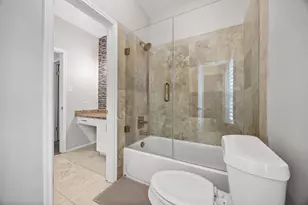 8610 Axis Dr, Austin, TX 78749 - Photo 16