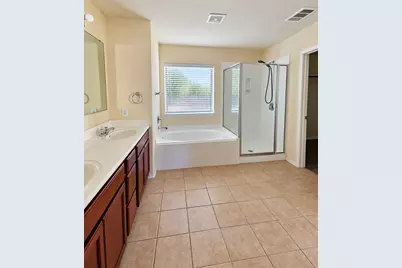 18629 Falcon Pointe Boulevard, Pflugerville, TX 78660 - Photo 4