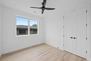 1409 Valleyridge Dr, Austin, TX 78704 - Photo 18