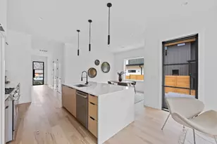 1409 Valleyridge Dr, Austin, TX 78704 - Photo 2