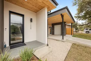 1409 Valleyridge Dr, Austin, TX 78704 - Photo 4