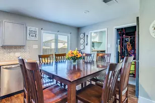 13021 Maidenhair Tr, Elgin, TX 78621 - Photo 6