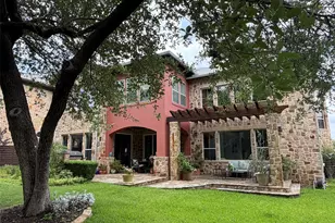 816 Stonewall Ridge Ln, Austin, TX 78746 - Photo 32
