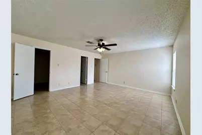 8818 Roquefort, San Antonio, TX 78250 - Photo 16