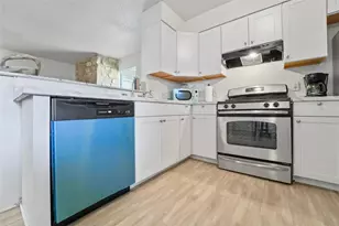 823 Taulbee Ln, Austin, TX 78757 - Photo 12