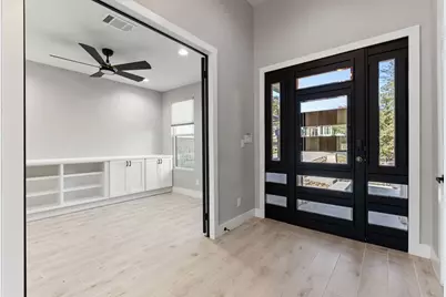 105 Golden Eagle, Horseshoe Bay, TX 78657 - Photo 8