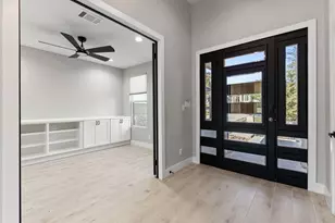 105 Golden Eagle, Horseshoe Bay, TX 78657 - Photo 8