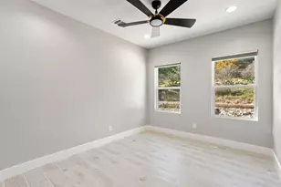 105 Golden Eagle, Horseshoe Bay, TX 78657 - Photo 30