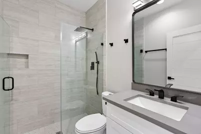 105 Golden Eagle, Horseshoe Bay, TX 78657 - Photo 32