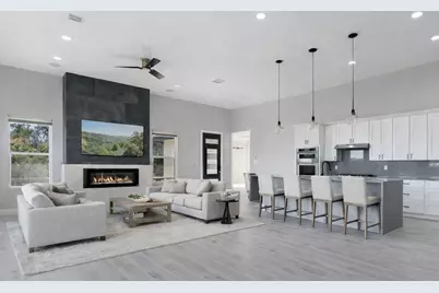 105 Golden Eagle, Horseshoe Bay, TX 78657 - Photo 12