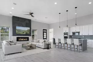 105 Golden Eagle, Horseshoe Bay, TX 78657 - Photo 12