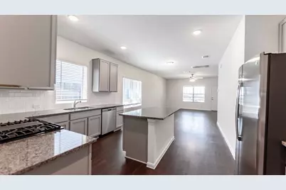 225 Clearlake Drive, Hutto, TX 78634 - Photo 4