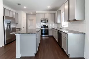 225 Clearlake Dr, Hutto, TX 78634 - Photo 6