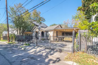 2406 Santa Maria Street, Austin, TX 78702 - Photo 2