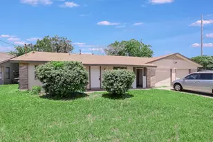 403 Janis, Georgetown, TX 78628 - Photo 2