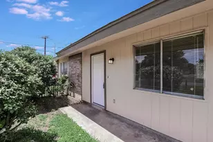 403 Janis, Georgetown, TX 78628 - Photo 2